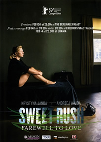 单亲爸爸爬上女儿的肚皮